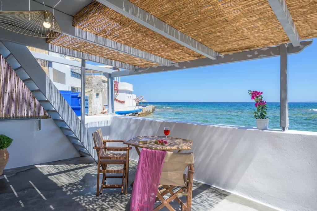 Esperanza Boathouses Mandrakia Exterior photo