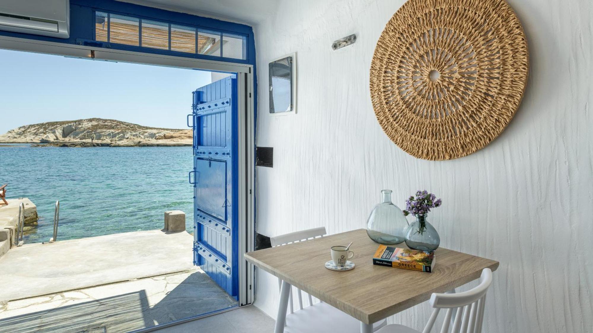 Esperanza Boathouses Mandrakia Exterior photo